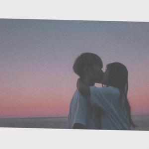 调教小男奴光着小jiji慕宝
